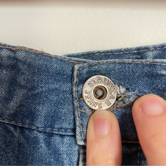 Vintage Y2K Blue Knee Length Denim Skirt with Slit and Braided Belt Detail - Picture 3 of 5